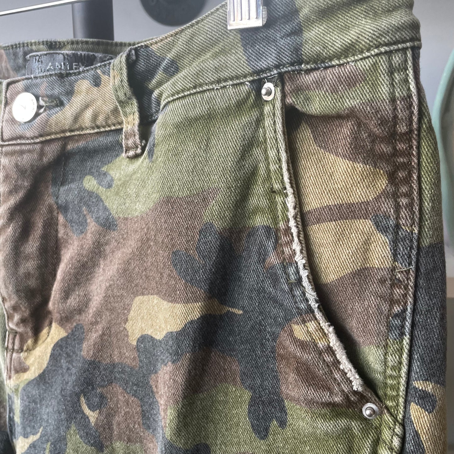 AMIRI MX1 Olive Camouflage Cargo Pants | 36 x 29