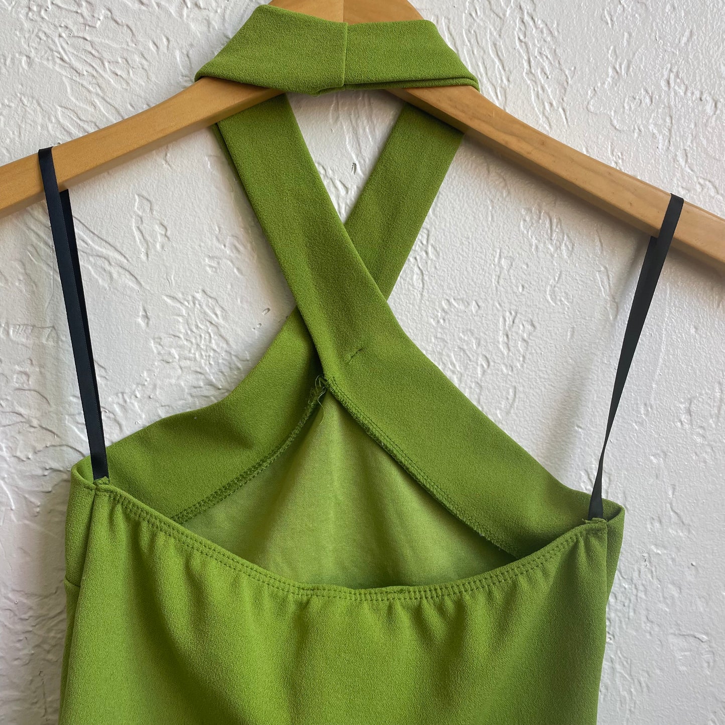 Green matchw colored strapless crop top | Small