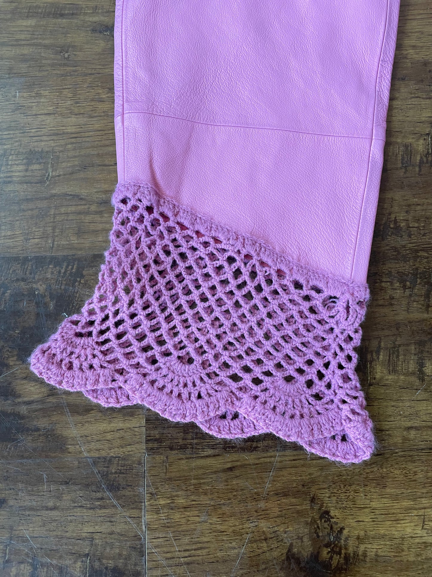 Y2K Pink Leather Capris with Knit Detail size 6