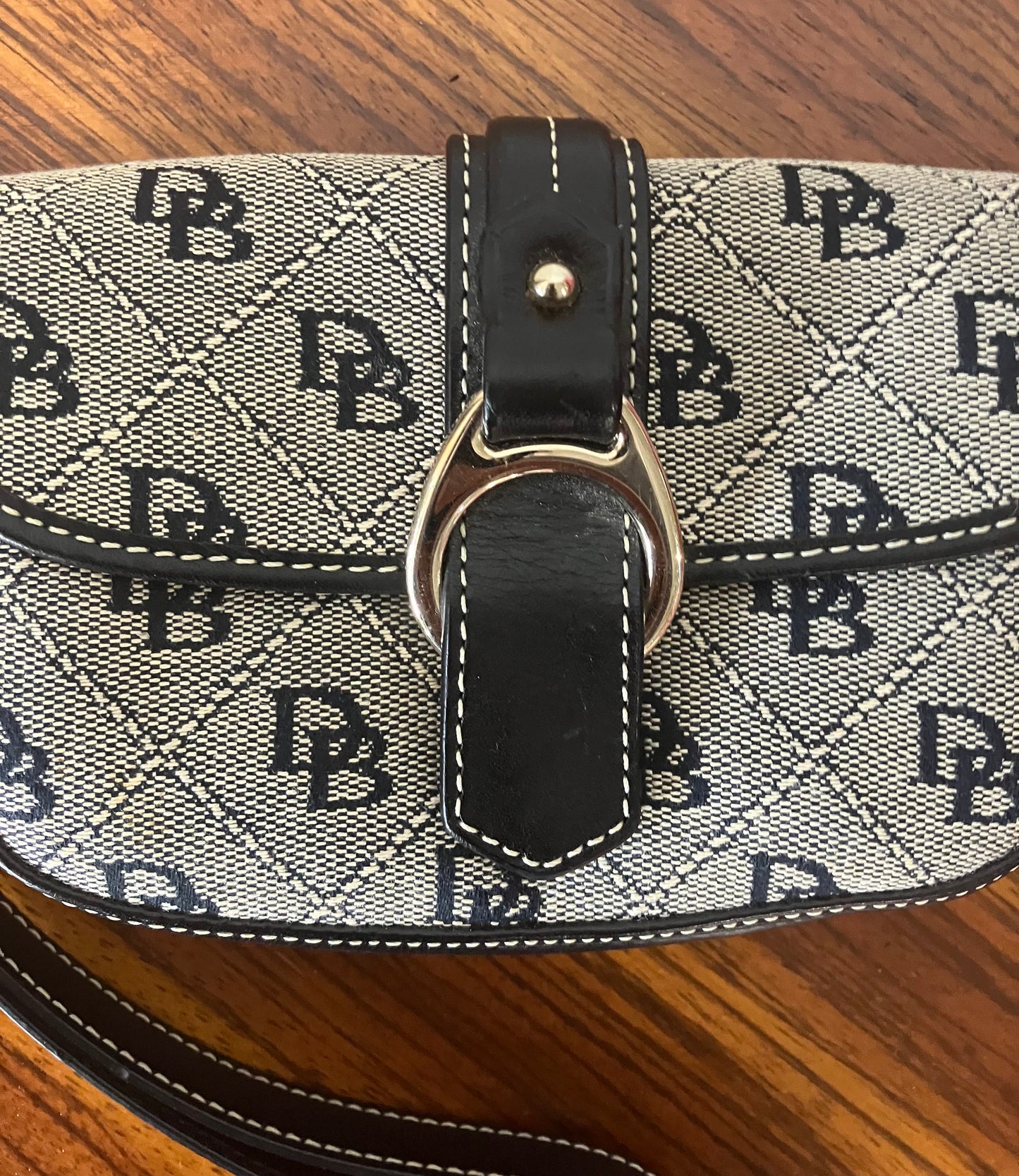 Dooney & Bourke Wristlet