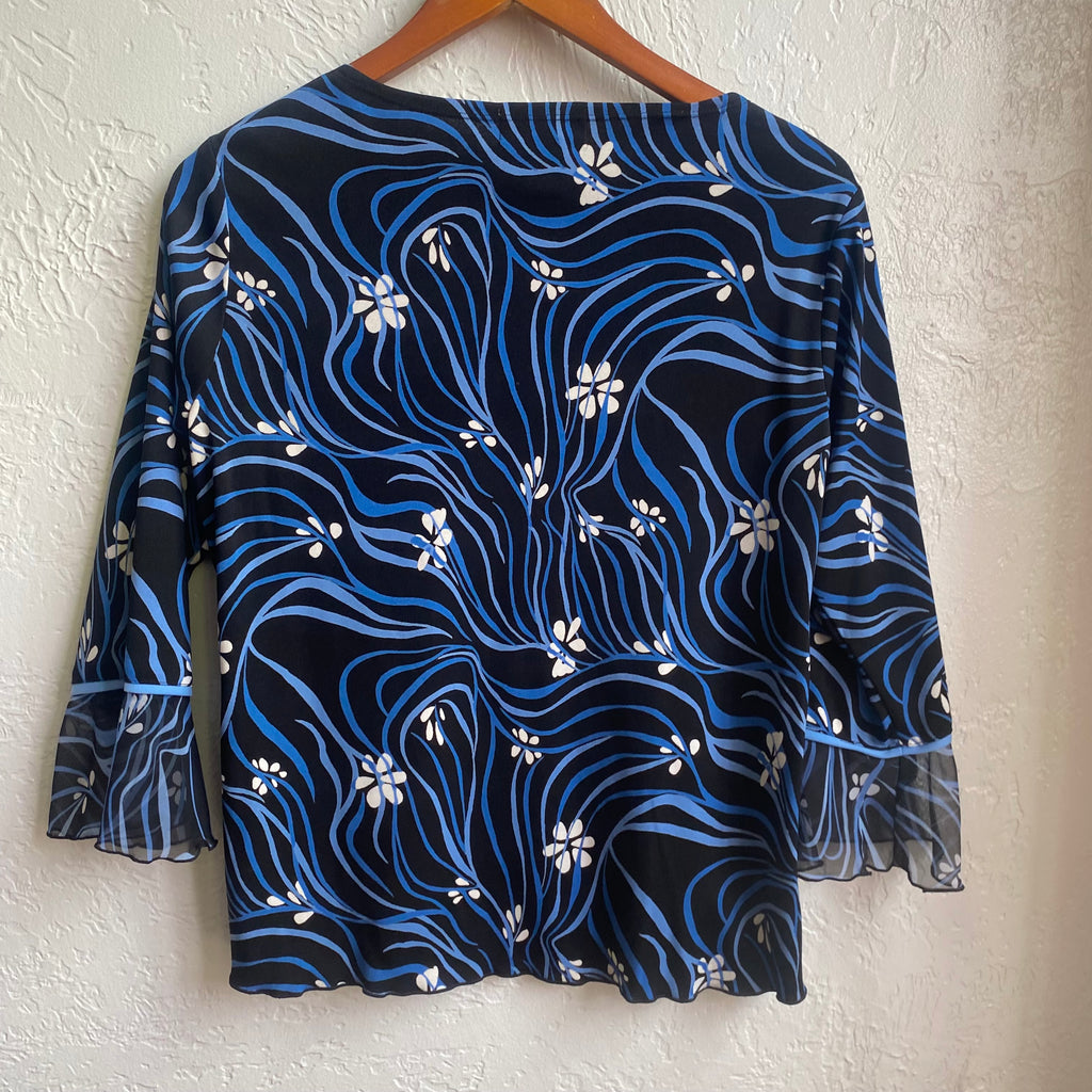 Black & Blue White floral Top | Medium