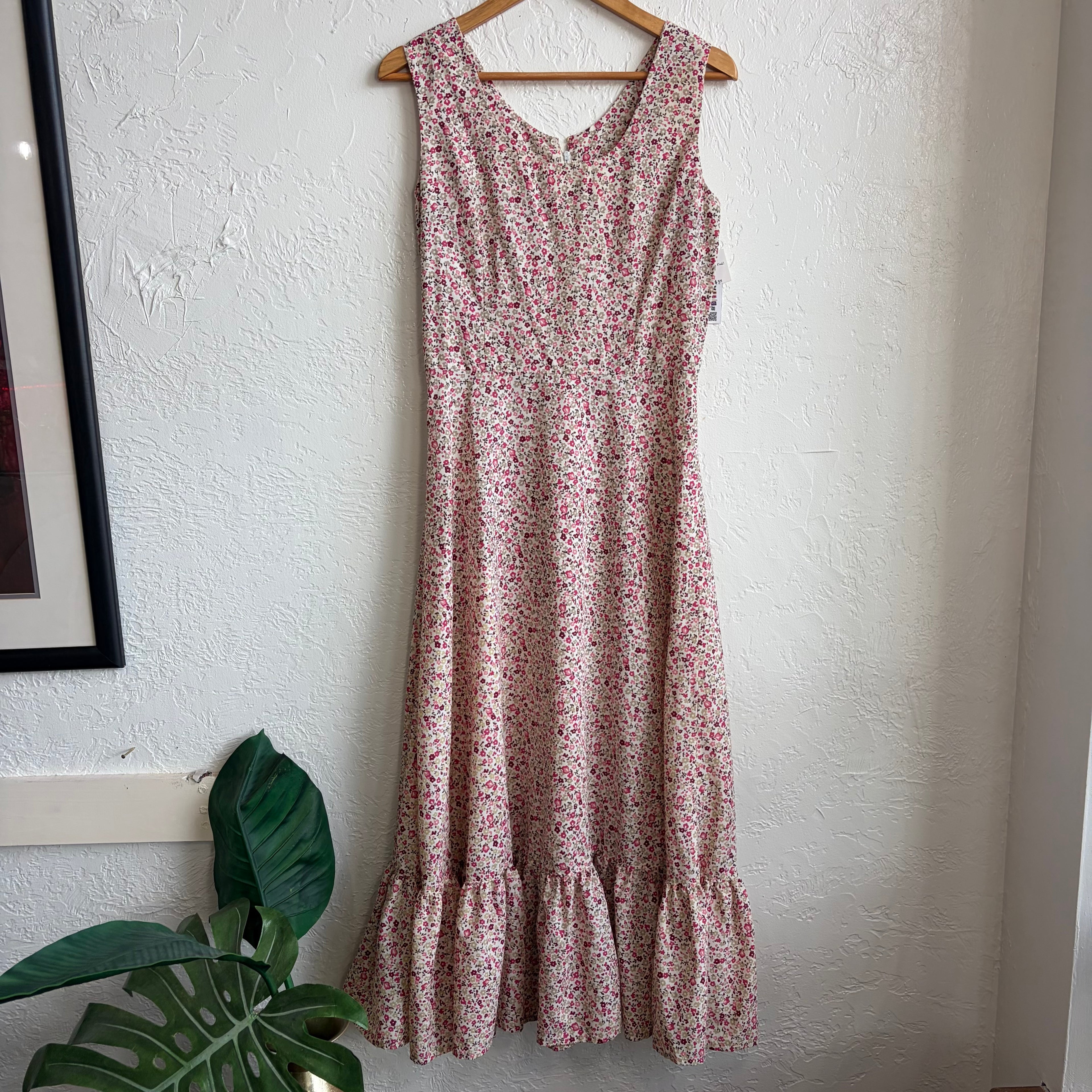 Prairie Style Pink Floral Sleeveless Dress | Small