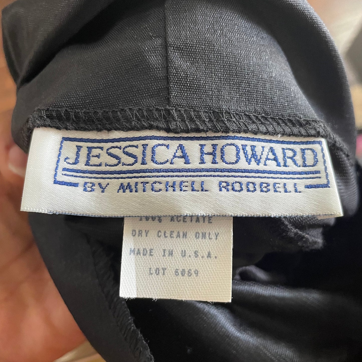 Jessica Howard 1980s White Satin Bow and Black Velvet Mini Dress | Size 14