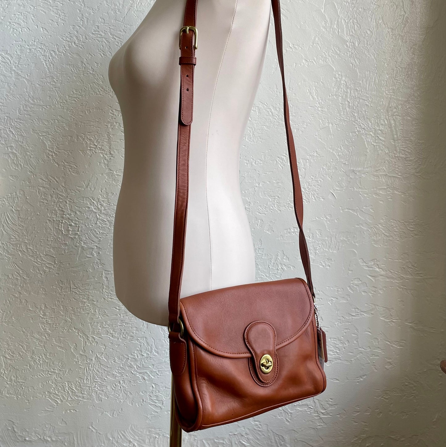 Coach Early 1990s British Tan Devon Crossbody Bag #9908