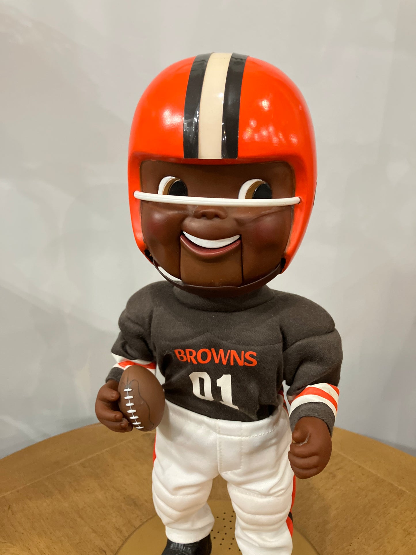 2000s NFL Cleveland Brown Dancing & Singing Collectable