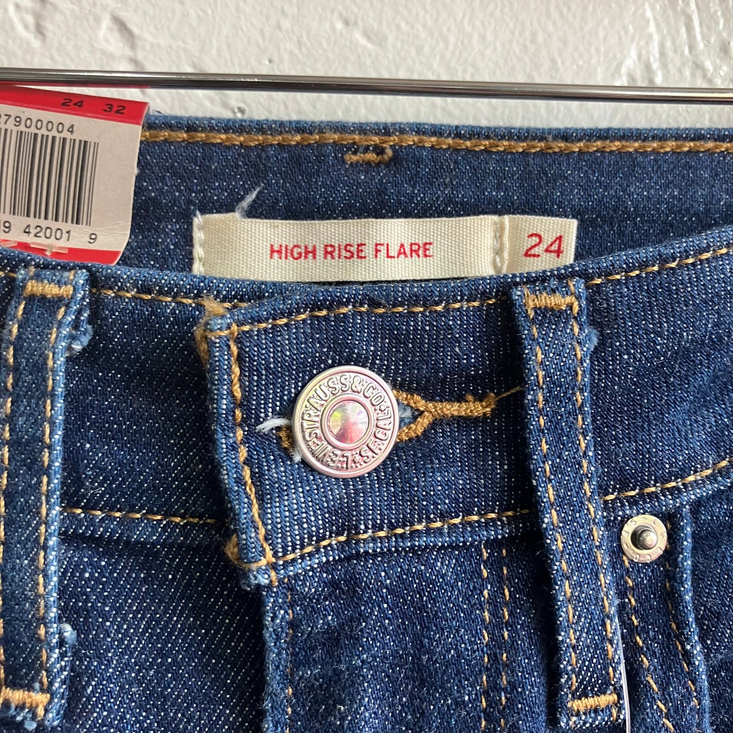 Blue Denim Levi’s Wide Leg Jeans | Size 24