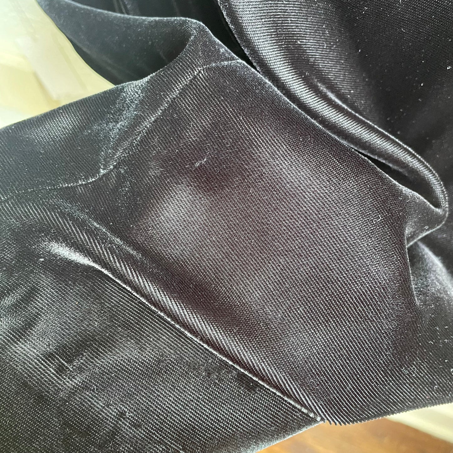 Jessica Howard 1980s White Satin Bow and Black Velvet Mini Dress | Size 14
