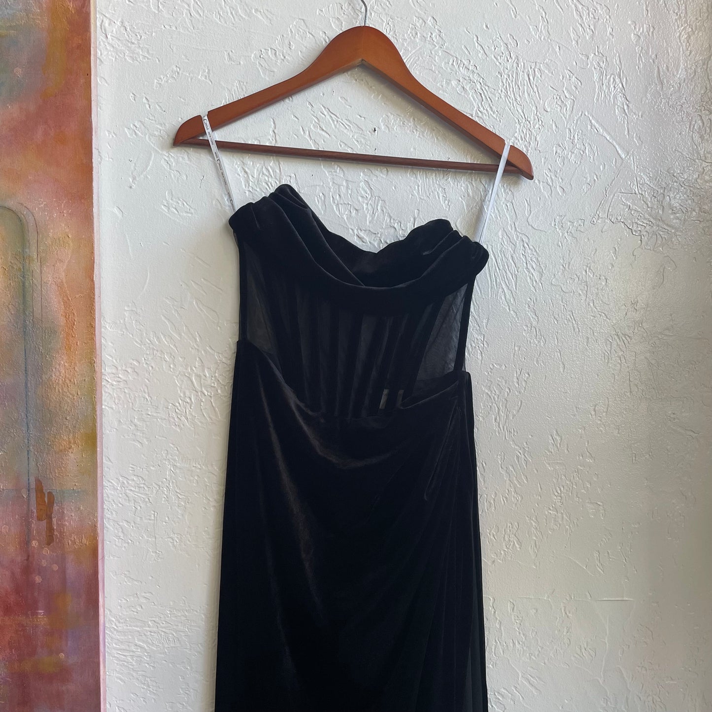 Miss Circle Black Tie Velvet Gown | Small