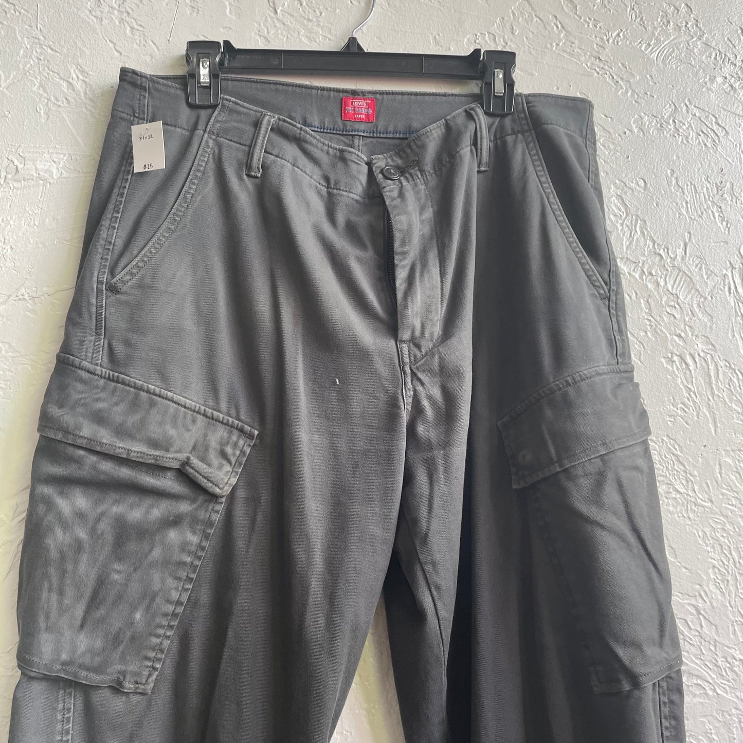 Grey Levi’s Cargo Pants Size | 34x32