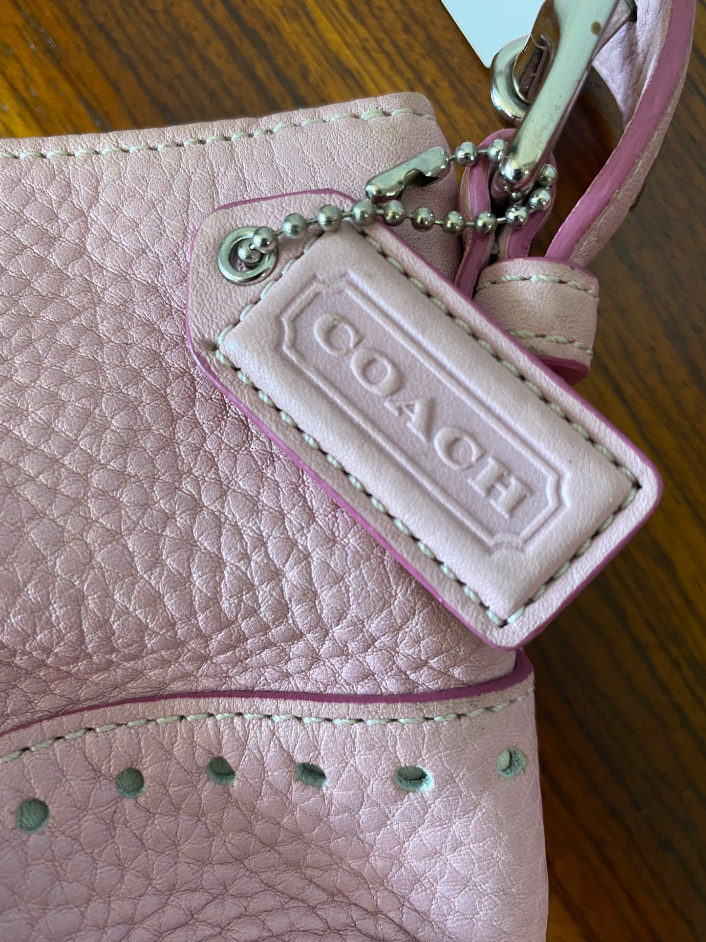 Vintage Y2K Coach Leather Shoulder Handbag Pink