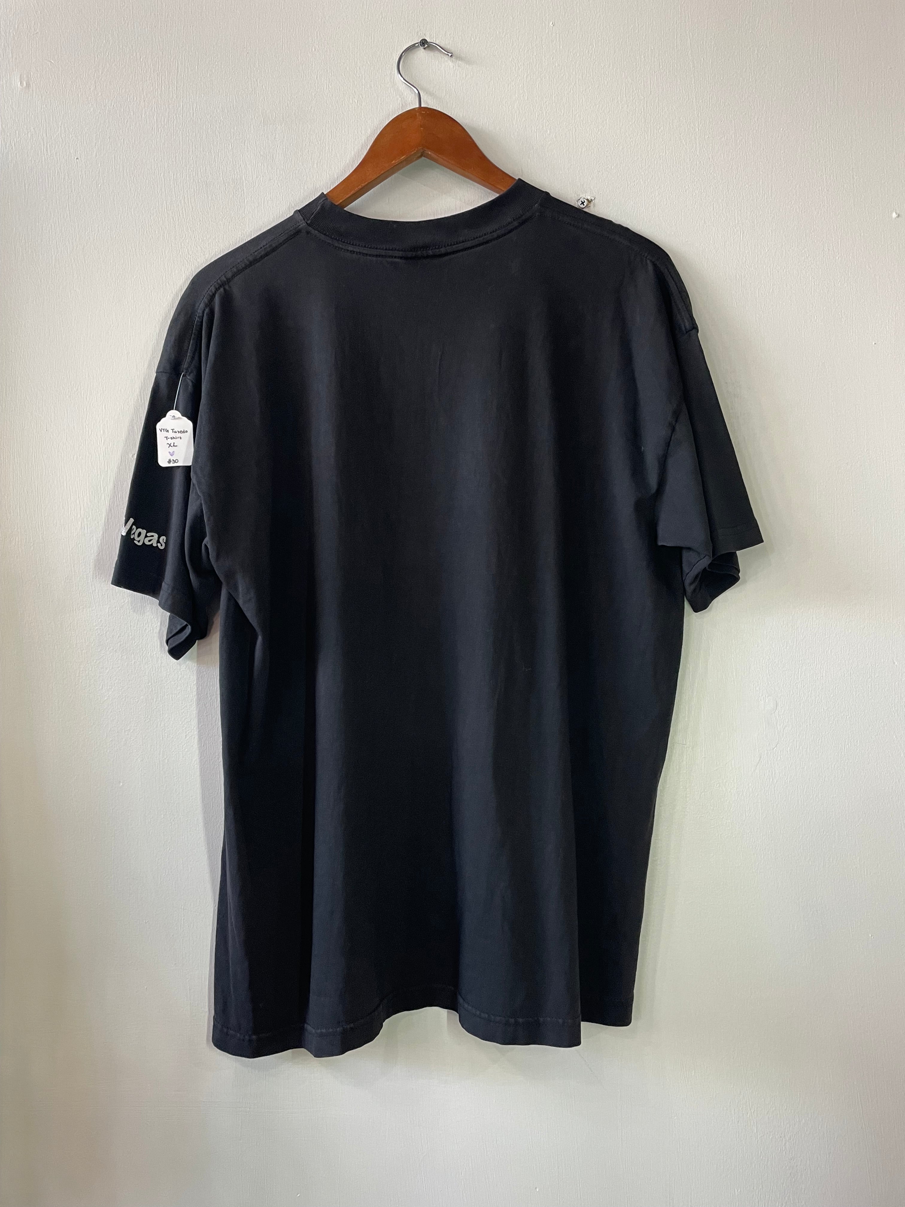 1980's Printed Tuxedo T-Shirt | XL