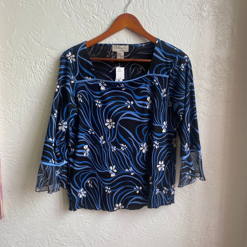Black & Blue White floral Top | Medium