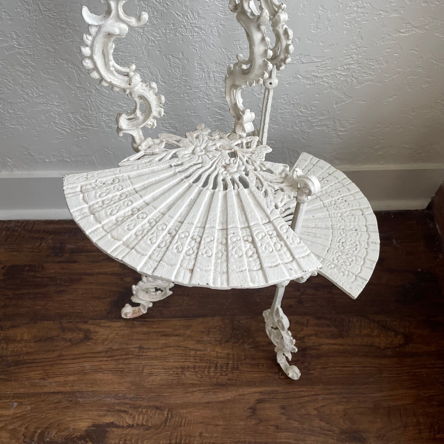 Antique Victorian Style Cast Iron 3-Tier Garden Stand