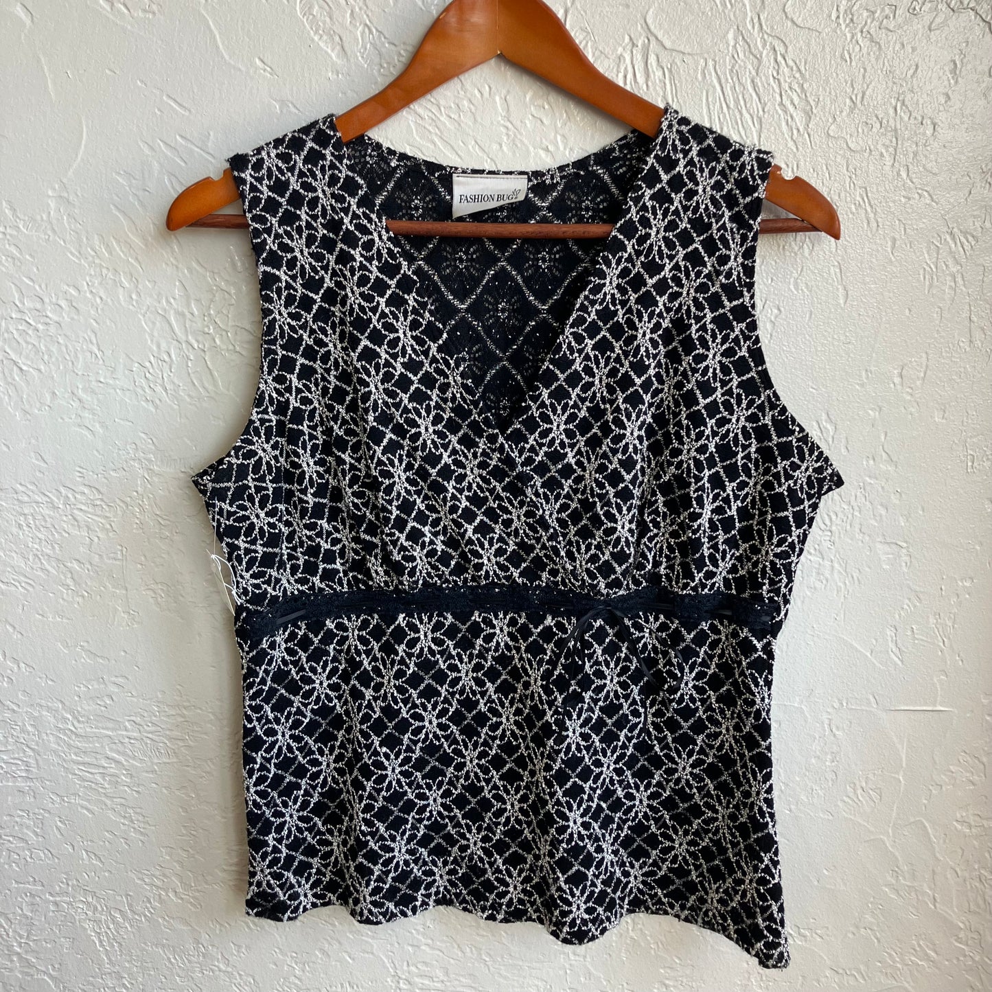 Y2K Black White Flower Sleeveless Top Medium