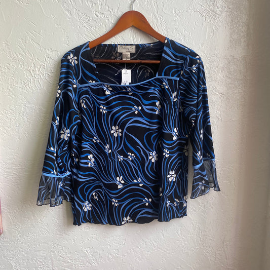 Black & Blue White floral Top | Medium