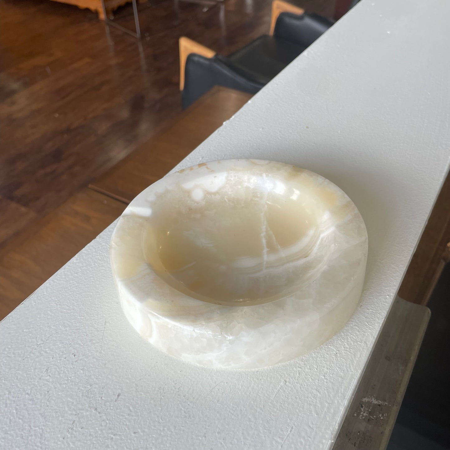 Onyx Round Ashtray
