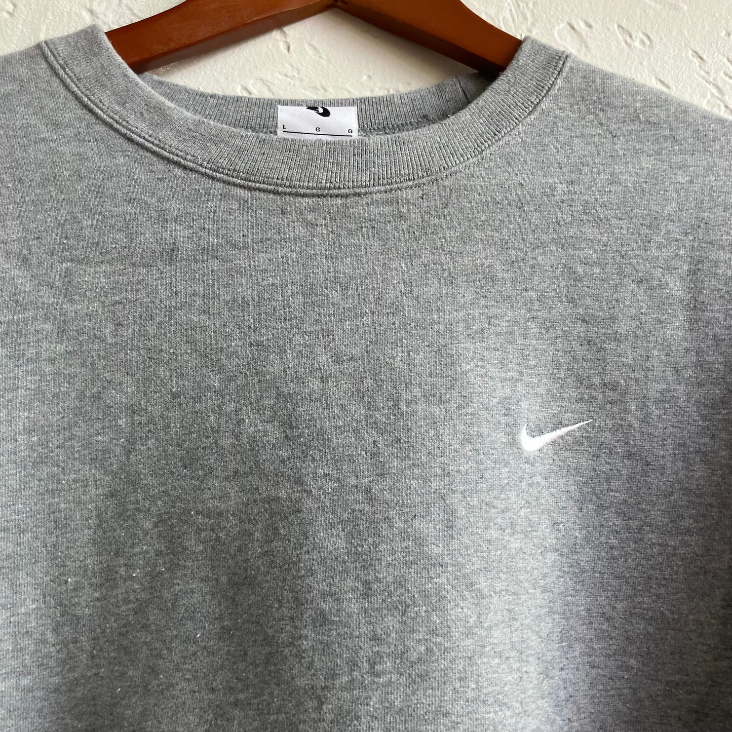 Grey Nike Crewneck Sweater Size | Large