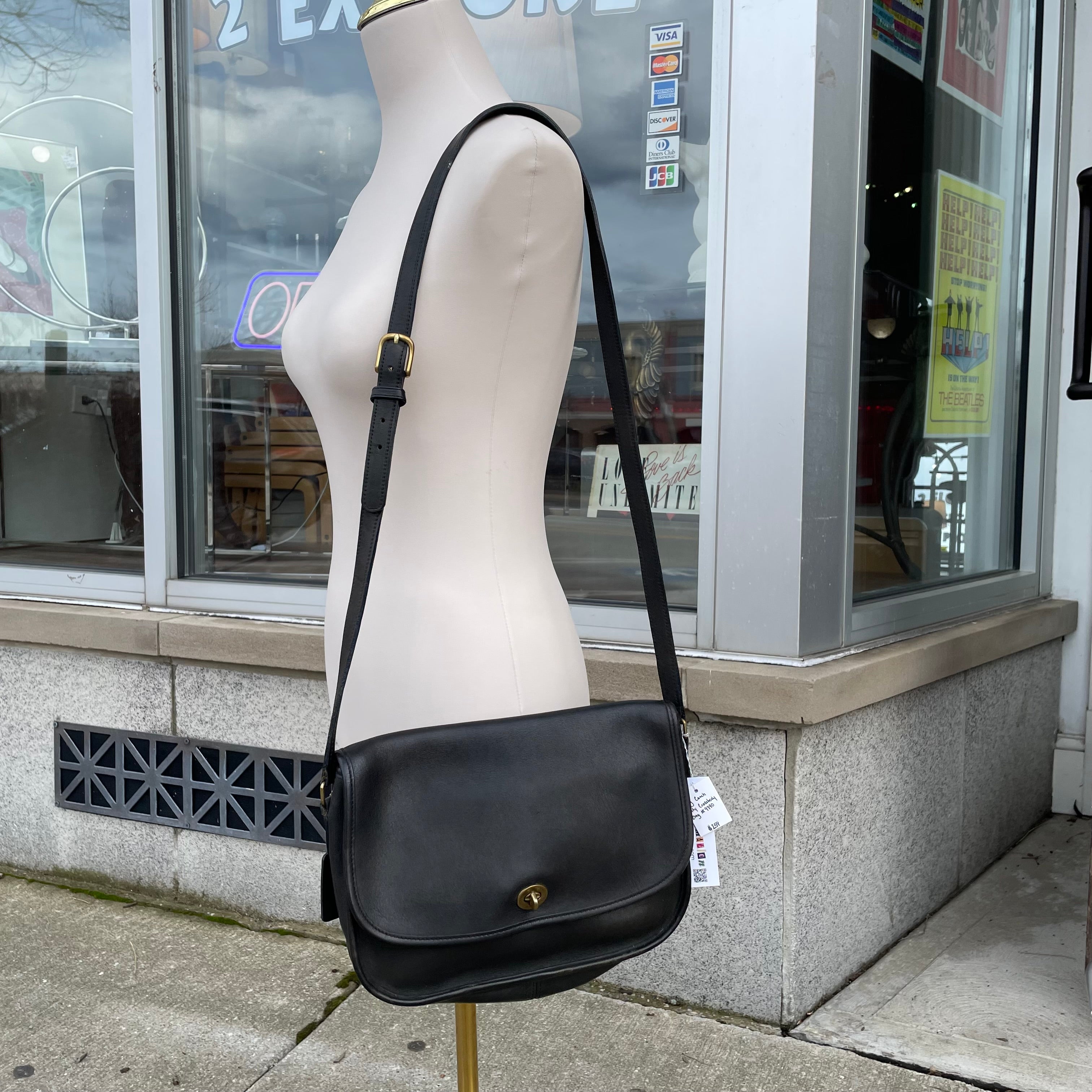 COACH ブラックレザー バッグ Coach Black City Crossbody Bag #9790 – Reclamation