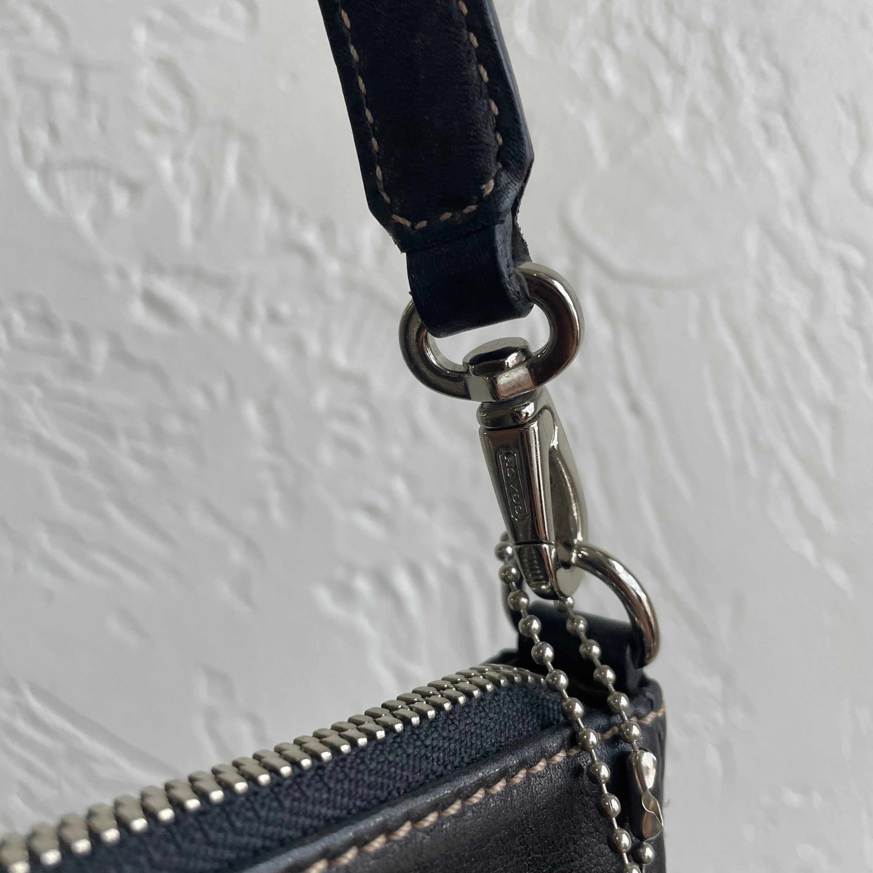 Coach Hamptons Leather Demi Pouch Shoulder Baguette 2001 #7785
