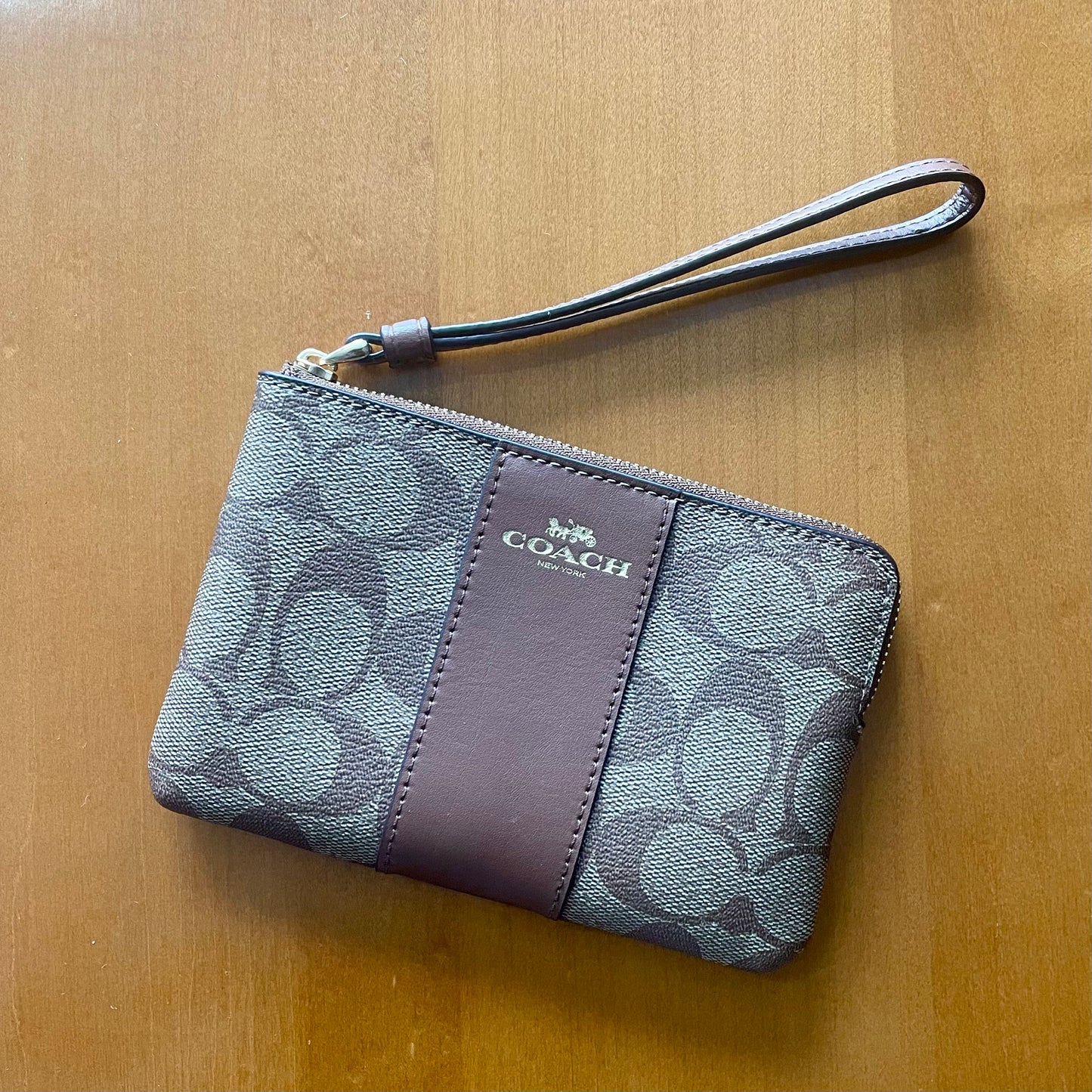 Coach Corner Zip Wristlet