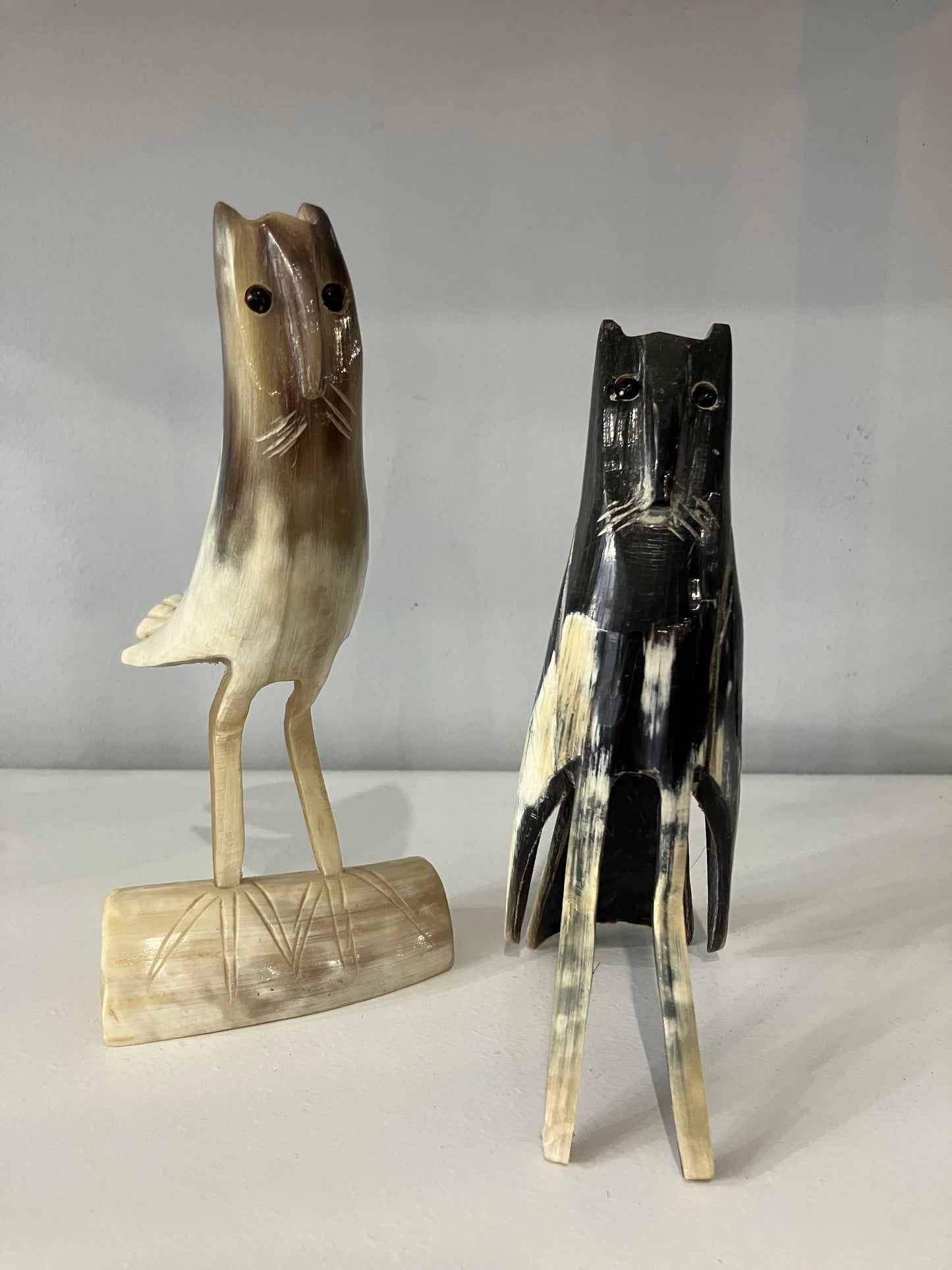 Vintage Carved Horn Bird Figure Sculpture Set