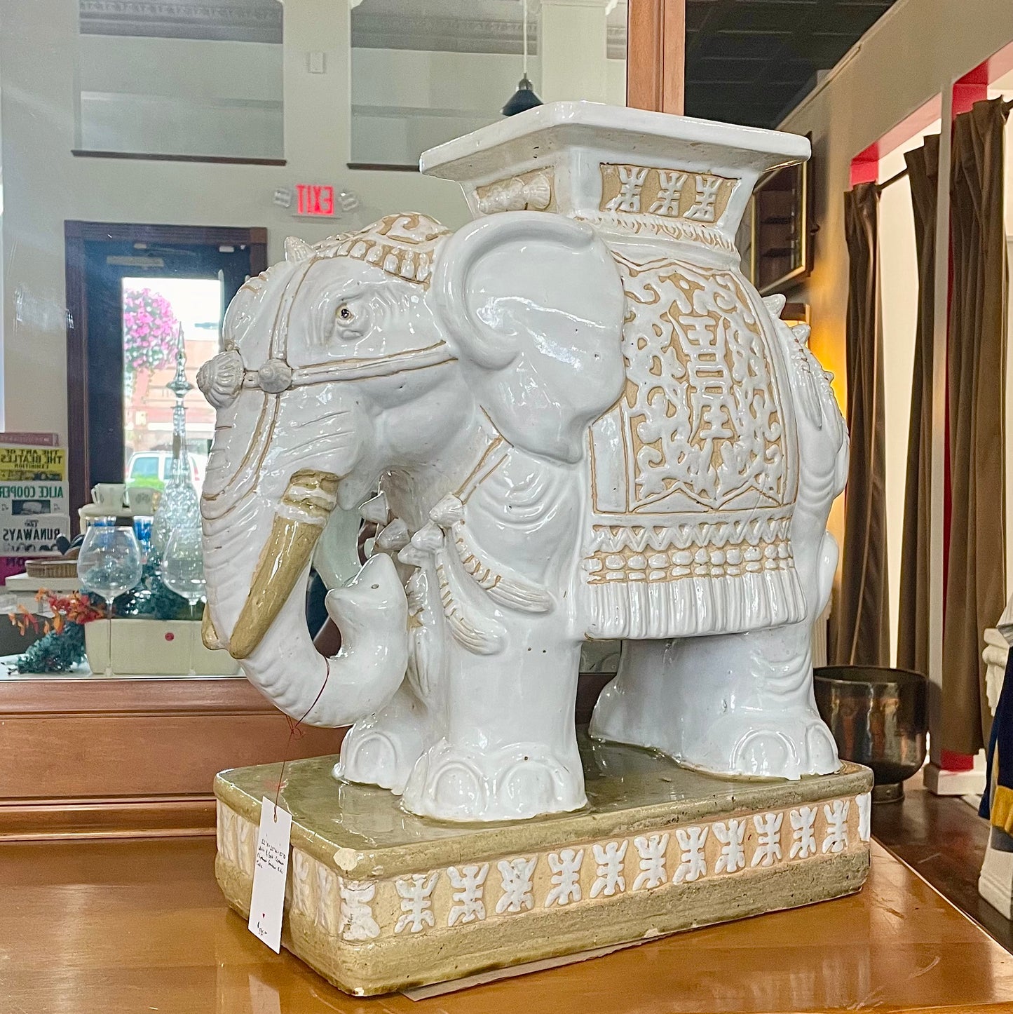 White & Gold Ceramic Elephant Garden Side Table