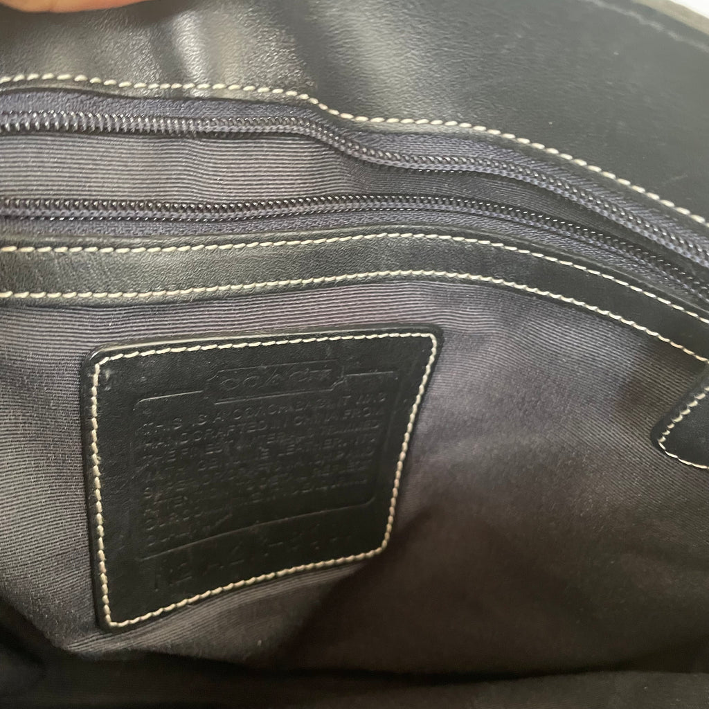 Coach 2002 Signature Clip Hobo Shoulder Bag #6091