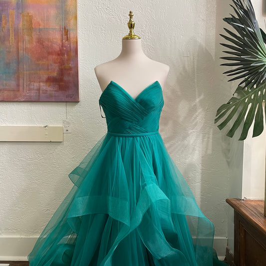 Basix Black Label Strapless Flounce Tulle Gown in Jade | Size 0