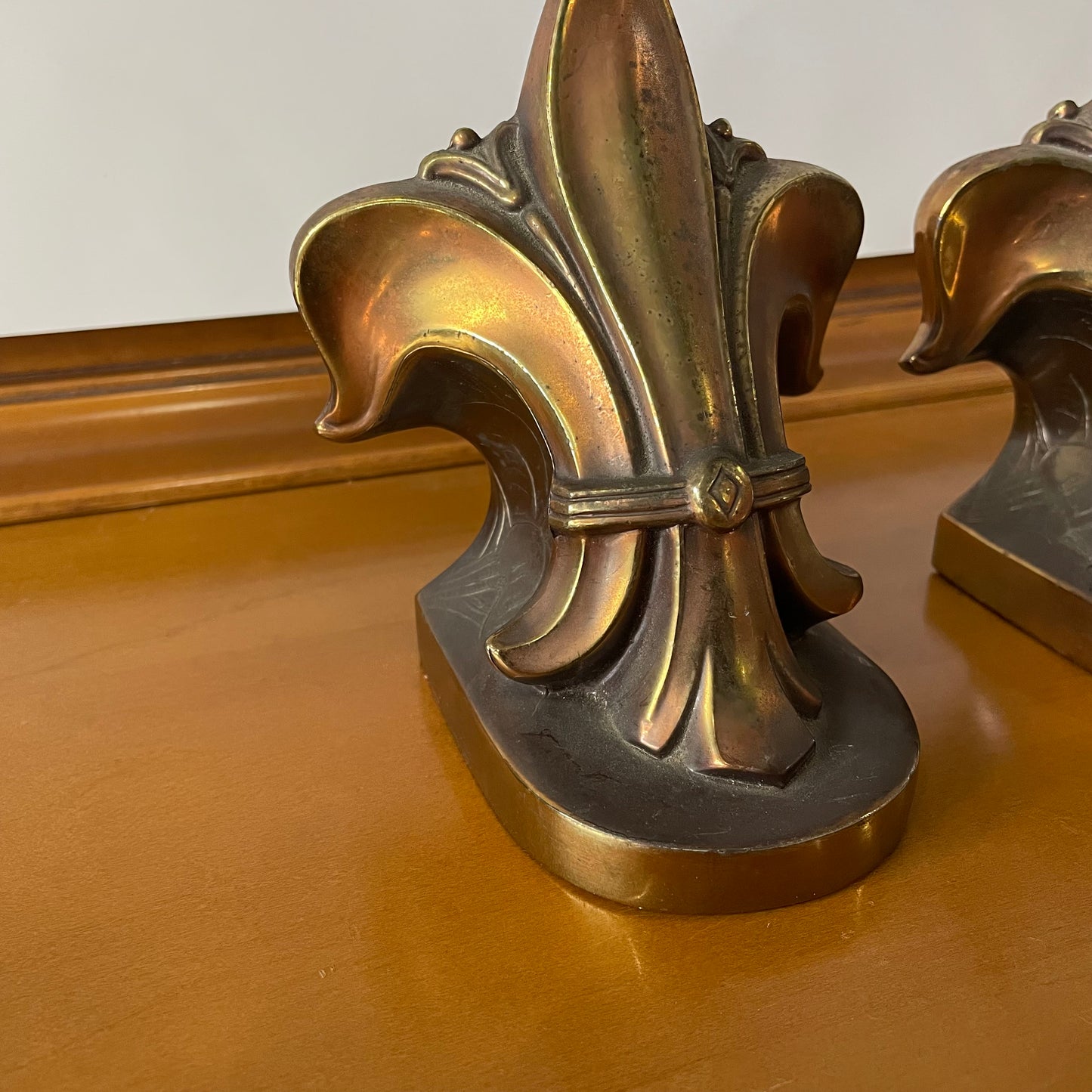 Brass Fleur De Lis Bookends