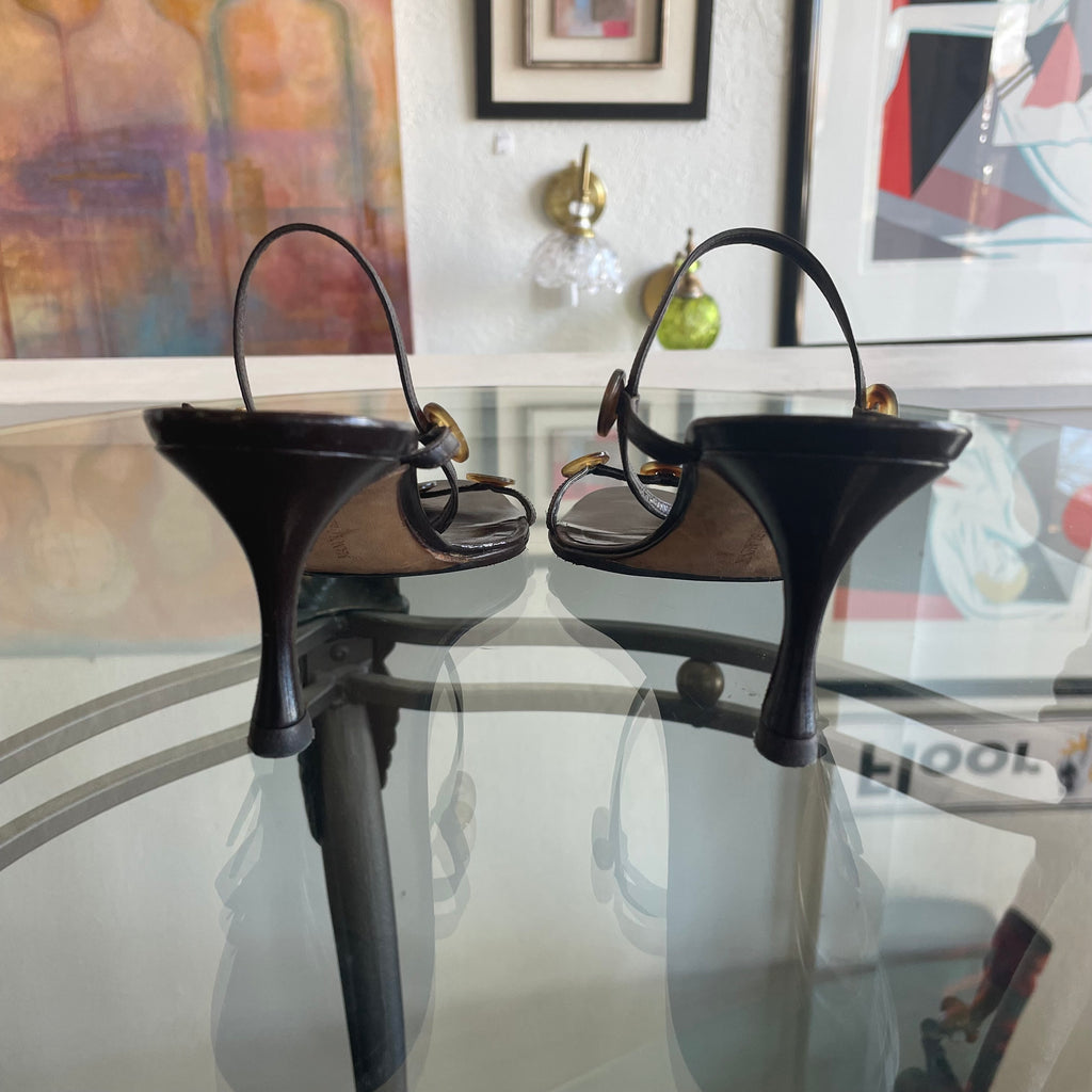 Manolo Blahnik Button Strap Sandals | Size 7/37