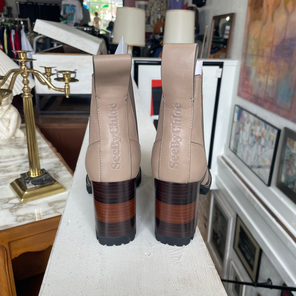 Chloé Mallory Chelsea Boots | 7.5
