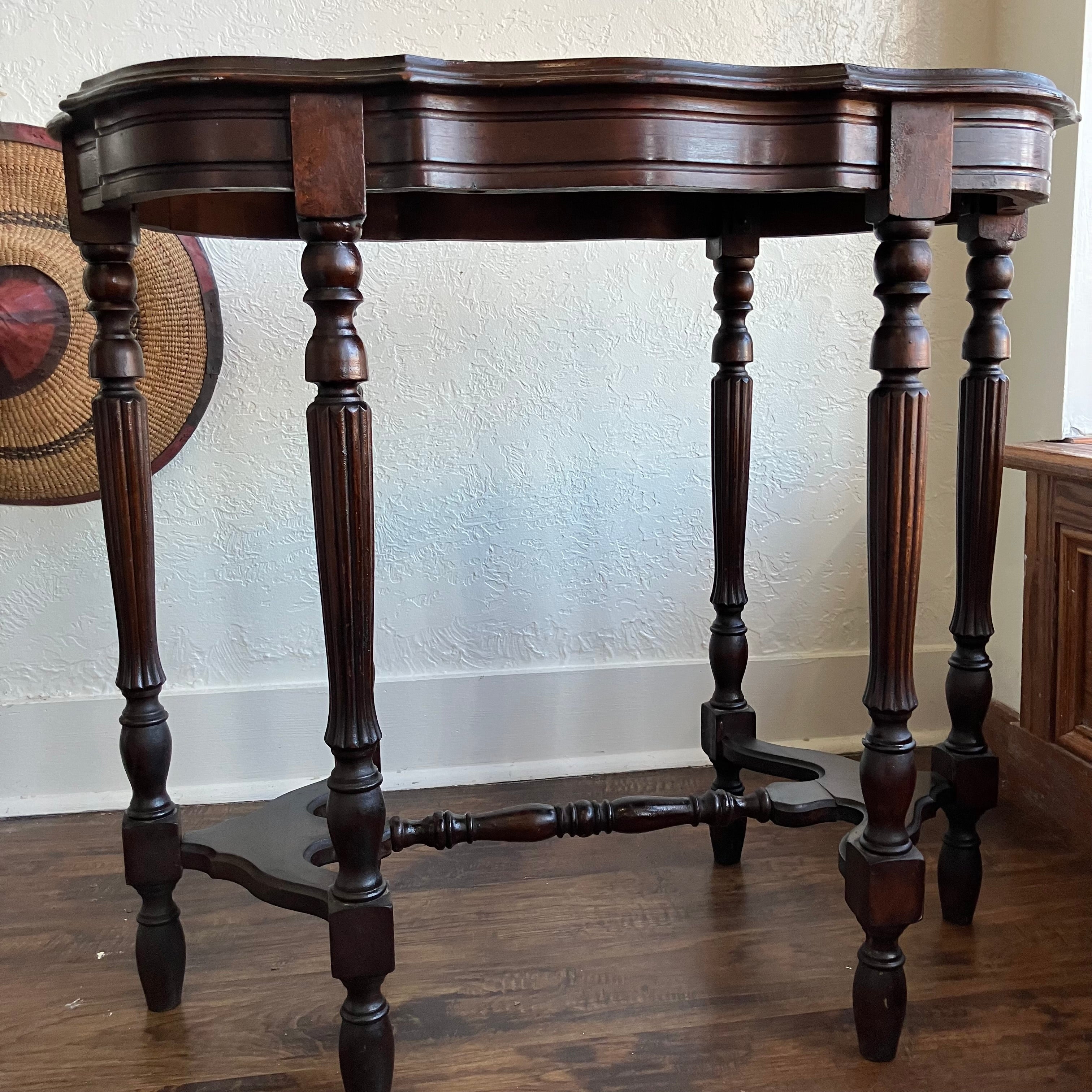 Mahogany 6 Leg Parlor Table Early 20th Century