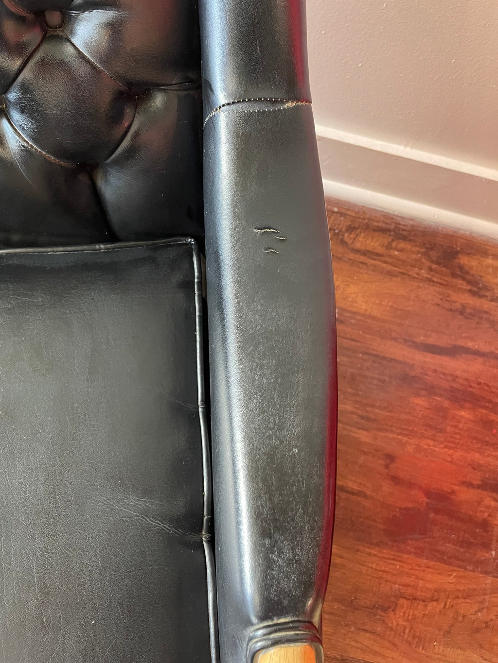 Kroehler Mid-Century Modern Tufted Black Swivel Lounge Chair