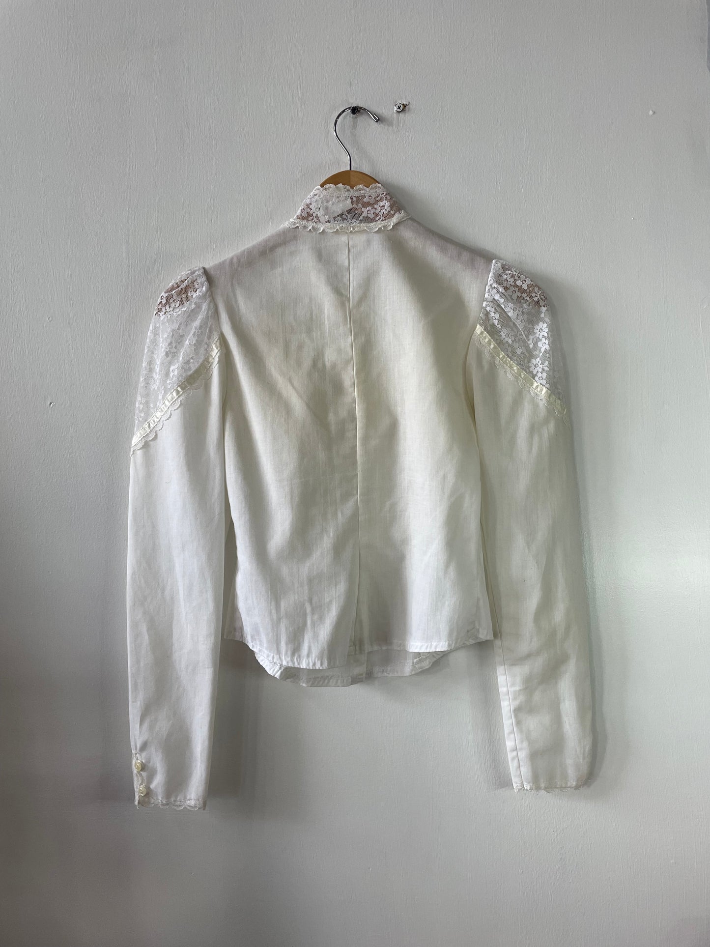 1980s Jessica’s Gunnies White Lace Blouse