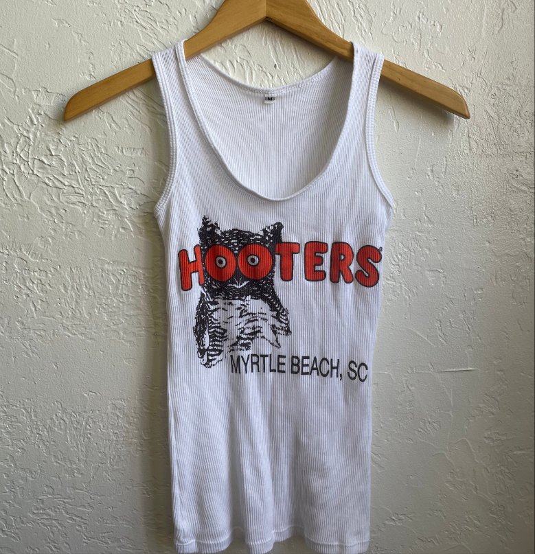 Hooters White Tank Top Size | Medium/Small
