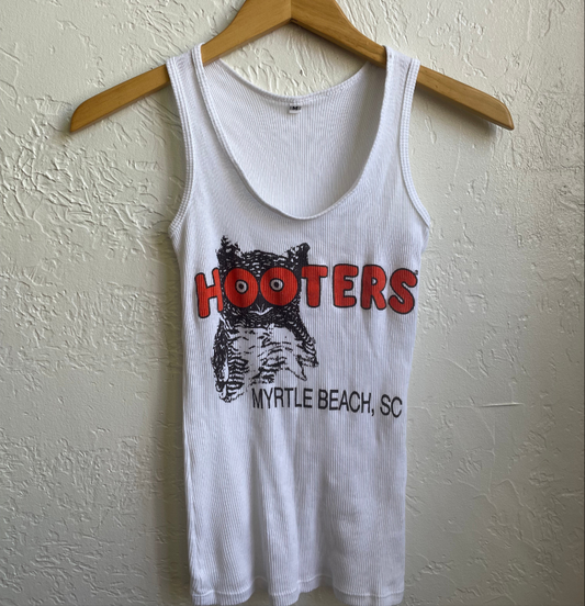 Hooters White Tank Top Size | Medium/Small
