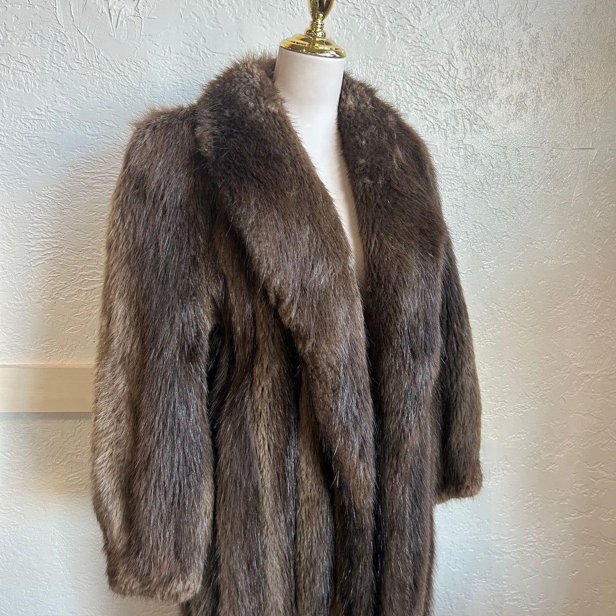 Evan's Vintage Long Hair Beaver Full Length Coat | Small