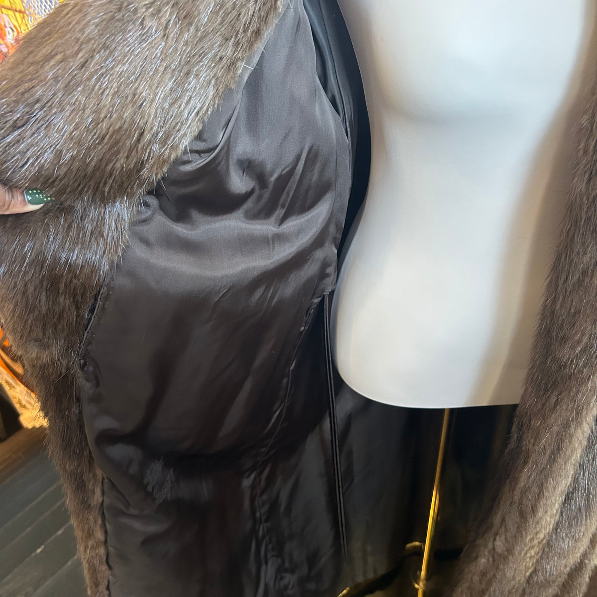 Evan's Vintage Long Hair Beaver Full Length Coat | Small