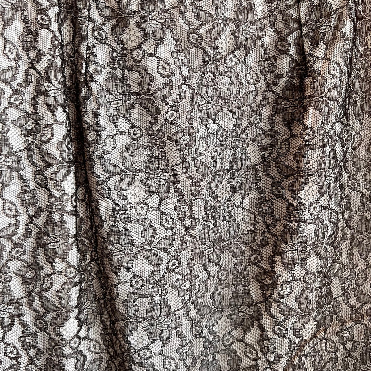 Black Lace Midi Scalloped Hem Skirt 1950's/60's | XS (Copy)