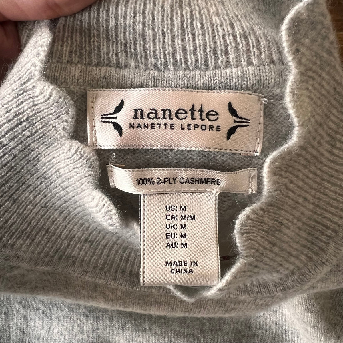 Nanette Light Gray Cashmere Turtleneck Sweater NWT | Medium