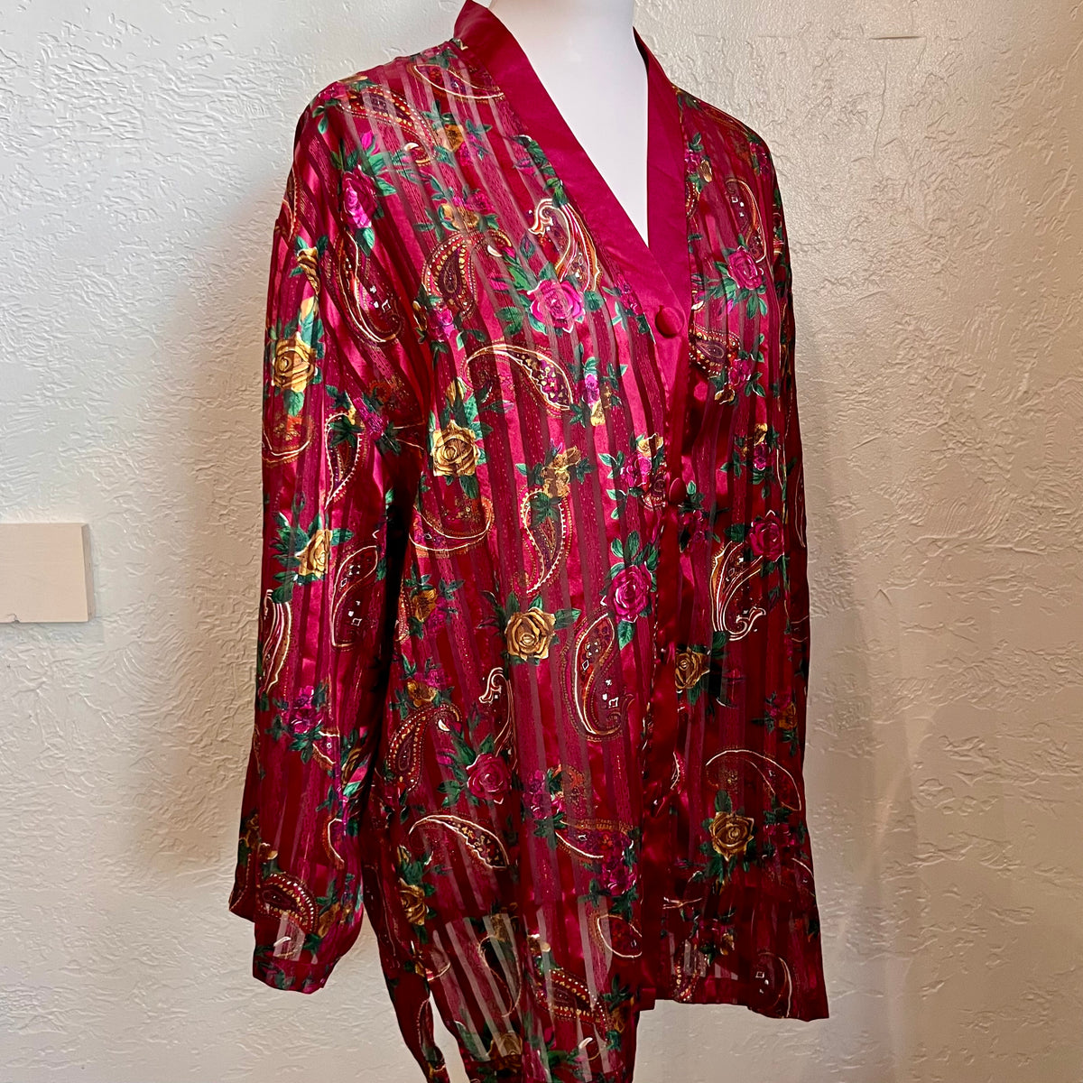 Victoria’s Secret Gold Label Satin Floral Sleep Blouse | Large